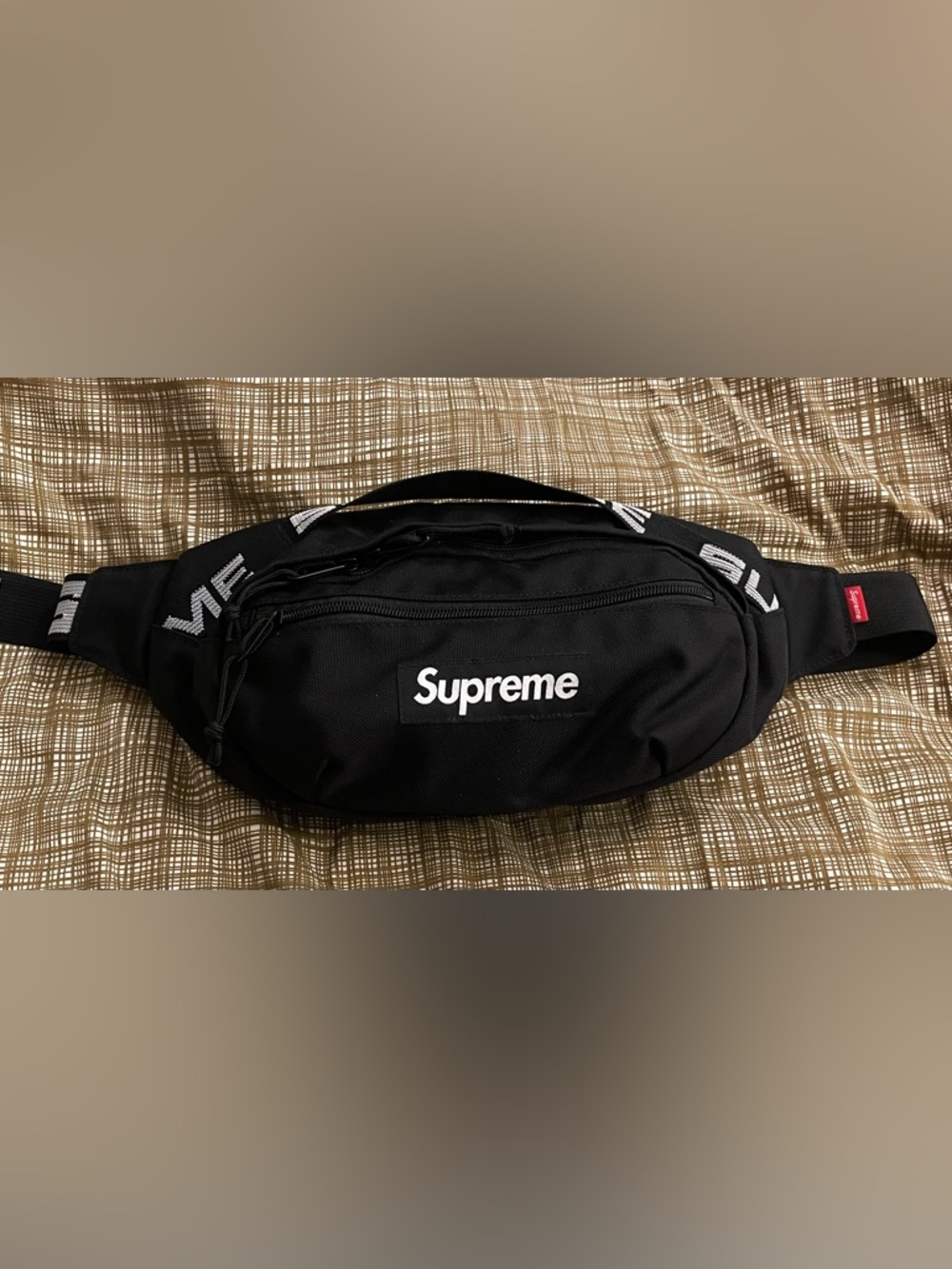 Supreme Waist/ Shoulder Bag (SS18) in Black & white **AUTHENTIC